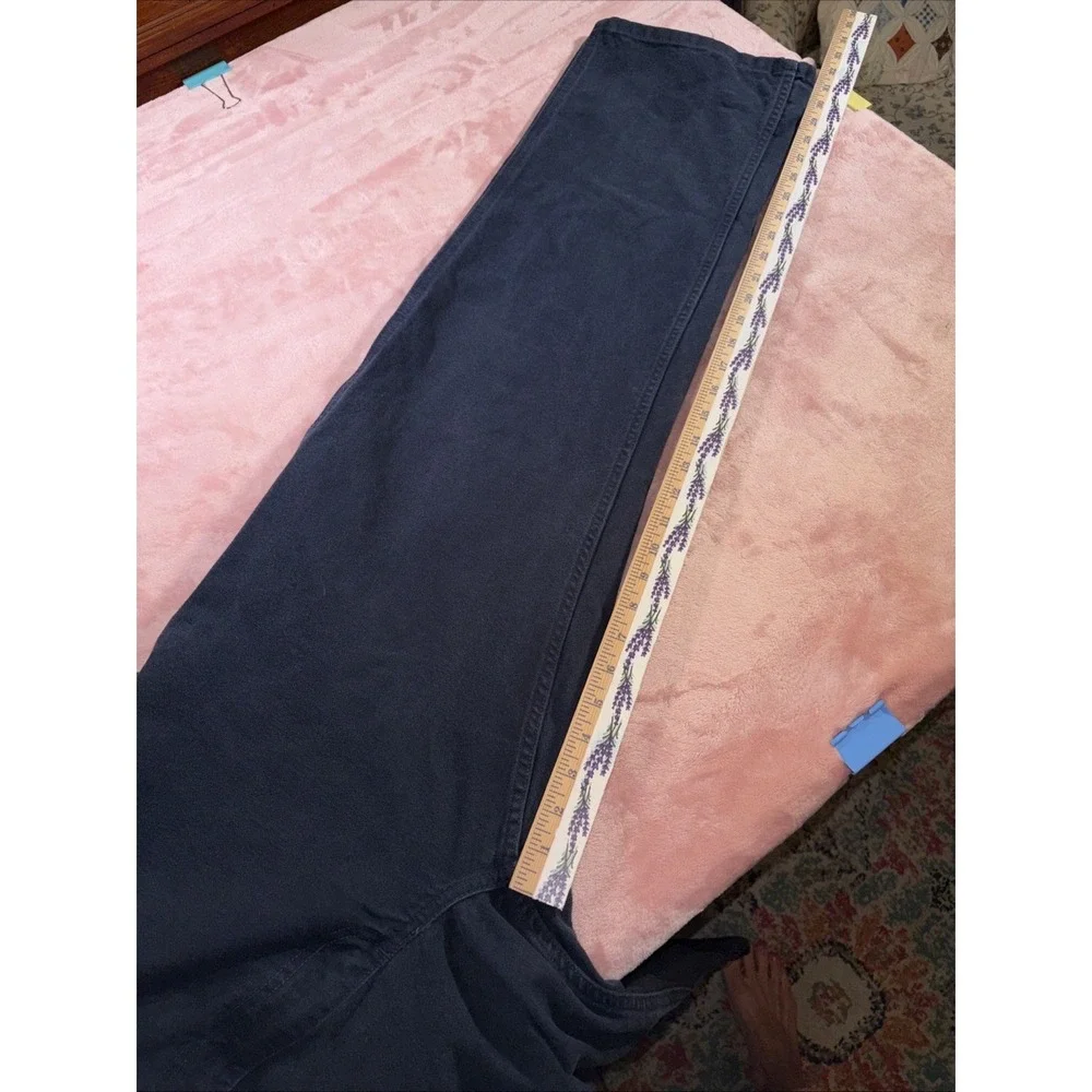 Carhartt Heavy Duty Canvas Work Pants Sz 32/32. Navy Blue. Dungarees.